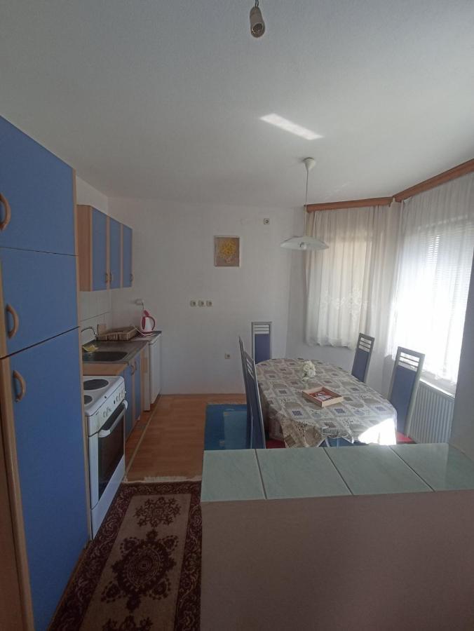 Sleep & Fly - Sarajevo Airport Apartment Exterior foto